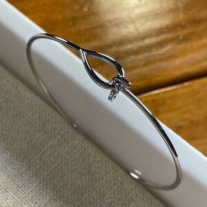 Origami Owl Elegant Silver Renewal Bangle Bracelet